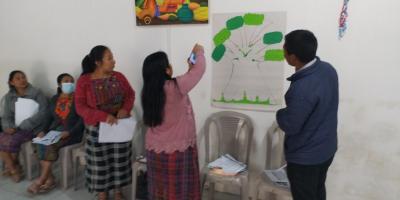 Construyen política desde cosmovisión Maya