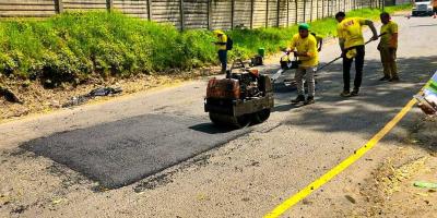 CIV y Covial mejoran acceso a Bárcenas desde Villa Nueva con trabajos de bacheo