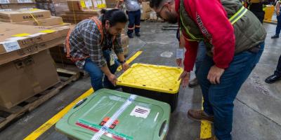 Fotografía de la recepción de 60 bienes culturales que fueron recuperados por el MCD. 