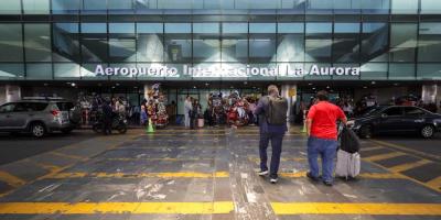 ¡Precaución, viajeros! Tráfico por fiestas decembrinas podría afectar llegada al AILA