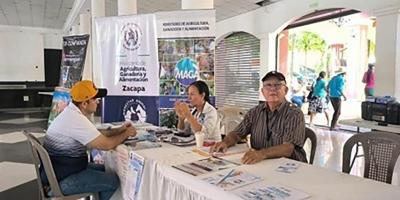 Jornada Móvil de Atención acerca servicios del MAGA a productores de Gualán 