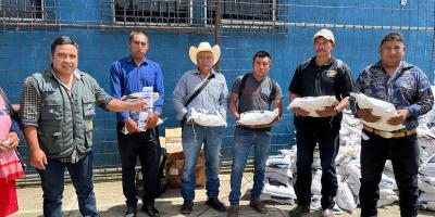 Más de 17 mil productores beneficiados con semillas para fortalecer la agricultura familiar