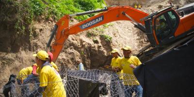 Covial habilita paso provisional y hace reparaciones en Chinautla 