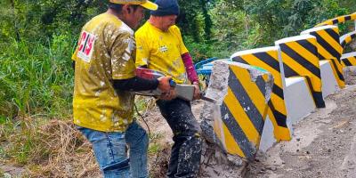 Cuadrillas de Covial trabajan en la limpieza, pintura y reparaciones de puentes