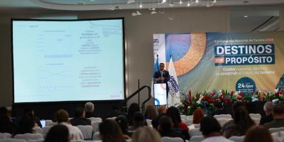 CIV presenta avances en infraestructura aeroportuaria durante el XVI Congreso Nacional de Turismo 2025