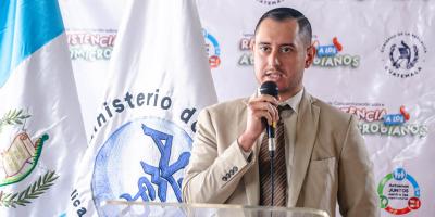 Reafirman compromiso para combatir la resistencia a los antimicrobianos