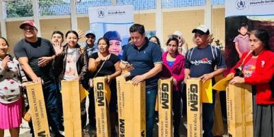 MIDES realizó entrega de insumos a más de 1 mil 200 familias del departamento de Santa Rosa, respondiendo a las solicitudes realizadas a la Ventanilla Única, donde la sociedad civil organizada y municipalidades plantean sus necesidades.