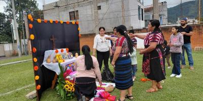 “Altares Luz y Memoria”