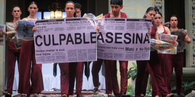 “Una mariposa en la ventana”