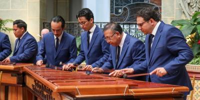 agrupación marimbística Q’ojonel Soon recorre Xela y San Raymundo