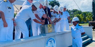 Inicio de la demolición y colocación de la primera piedra de construcción de la Estación Naval del Caribe