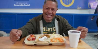 Durante el 2025, el MIDES superó su meta, y logró tener activos 112 comedores en los que se entregaron más de 36 mil raciones diarias de alimentos, que superan más de 6.8 millones en lo que va del año. 