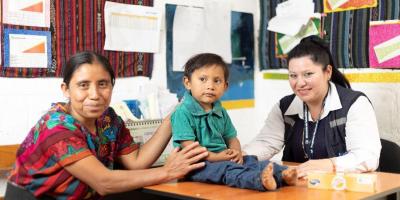 El Ministerio de Desarrollo Social (Mides) finaliza el año aumentando el número de beneficiarios del Programa Bono Social. En 2023 registraba a 82 mil 784 familias, este 2025 cierra con un aproximado de 180 mil familias beneficiadas, lo que representa un aumento de más del 100%. 