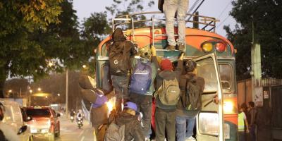 Operativo conjunto detecta sobrecarga en transporte extraurbano en zona 6