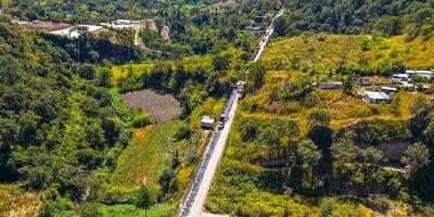 Mantenimiento vial en Santa Rosa mejora conexión con Jalapa