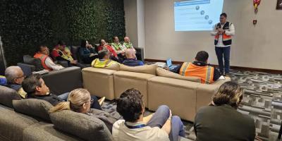 Este tipo de encuentros resulta fundamental para el buen desarrollo y funcionamiento del aeropuerto, ya que permite alinear esfuerzos entre los distintos actores que operan en la terminal aérea