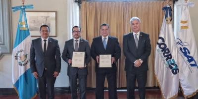 SAT y Correos de Guatemala fortalecen lazos de cooperación con la firma de convenio interinstitucional
