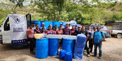 Capacitados 460 productores en comercialización de la producción