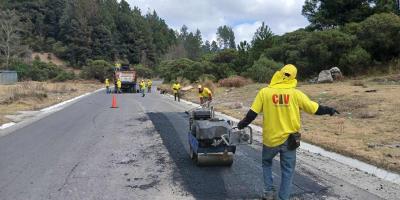 Bacheo mejora el acceso a la cabecera municipal de Concepción Tutuapa