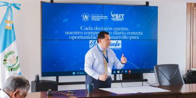 La SIT trabaja en simplificar trámites y acerca servicios eficientes a la población