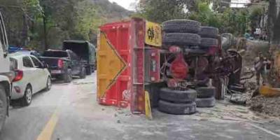 PROVIAL mantiene atención continua ante incidentes viales y refuerza recomendaciones de seguridad