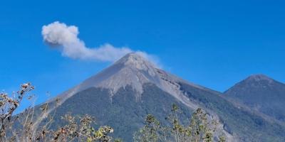 Alerta preventiva en el agro por actividad del volcán de Fuego