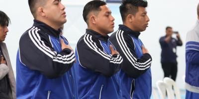 Entrenadores profesionales dirigirán las academias gratuitas del programa “Luchando por tu Barrio”. 