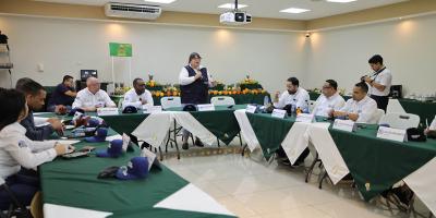 Guatemala presenta planta Moscamed como referente regional en control de plagas