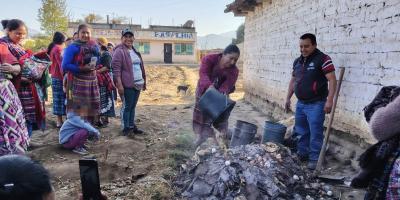 Productores de Salcajá optimizan recursos locales con abono orgánico tipo bocashi