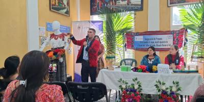 Se inicia taller de tejido con 25 mujeres ixiles de San Juan Cotzal. 