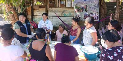 Comunitarias de Siquinalá fortalecen su economía con elaboración de embutidos