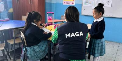 Estudiantes de la capital fortalecen hábitos de alimentación saludable