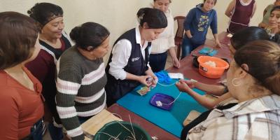 Mujeres de San Vicente Pacaya lideran cadena de valor con embutidos artesanales