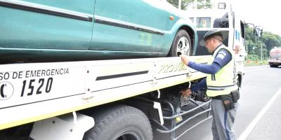Provial amplía horario del servicio de grúa para emergencias en carretera