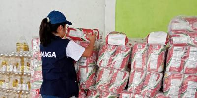 Preparan raciones alimentarias para familias en situación de inseguridad alimentaria