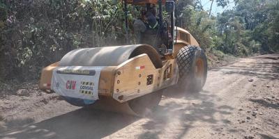 Mejoran camino rural en Suchitepéquez