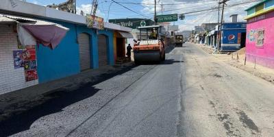 Avanza recapeo en Santa Rosa y mejora el paso entre Amberes y Casillas