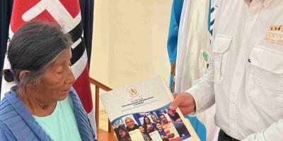 Más de 60 familias de Pueblo Modelo, Zacapa reciben sus escrituras y aseguran el futuro de sus hogares