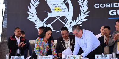 Firma de agenda territorial de trabajo conjunto entre Gobierno de Guatemala y Autoridades Comunitarias de las 19 Aldeas de Santa María Chiquimula, Totonicapán