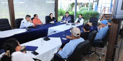 Acuerdan acciones para impulsar la producción y competitividad del camarón