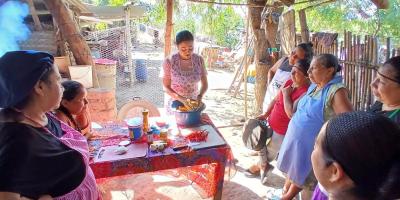 Capacitan en Salamá a integrantes de CADER en la preparación de platillos balanceados