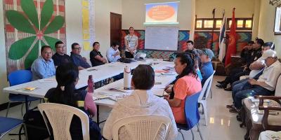 Capacitan a integrantes de la COMUSAN de Santa Catarina Barahona