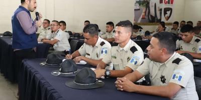 Brigadas de Provial se capacitan en primeros auxilios y conducción defensiva