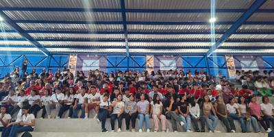 400 escolares reciben seguridad vial en inauguración de juegos deportivos