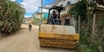 Mejoras viales en San Juan Sacatepéquez impulsan la movilidad y el comercio