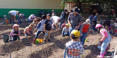Impulsan creación de huertos escolares en San Miguel Petapa