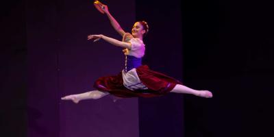 Estudiantes de danza brillan en el festival del Teatro de Bellas Artes