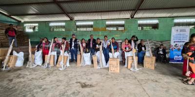 Sembrar en casa abre el camino para una mejor alimentación