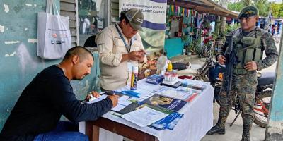 Inspeccionan ganado en tránsito en prevención por el Gusano Barrenador