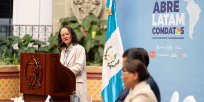 Gabriela Melgar, de Hivos, presentaó los principales ejes de la agenda de AbreLatam/ConDatos 2026.